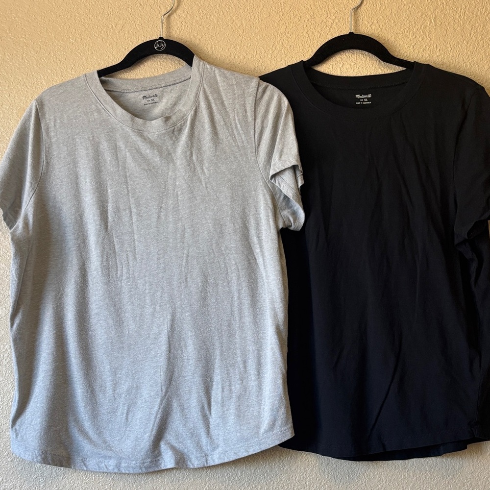Madewell Short Sleeve Tees in Black and Light Heathered Sage Green